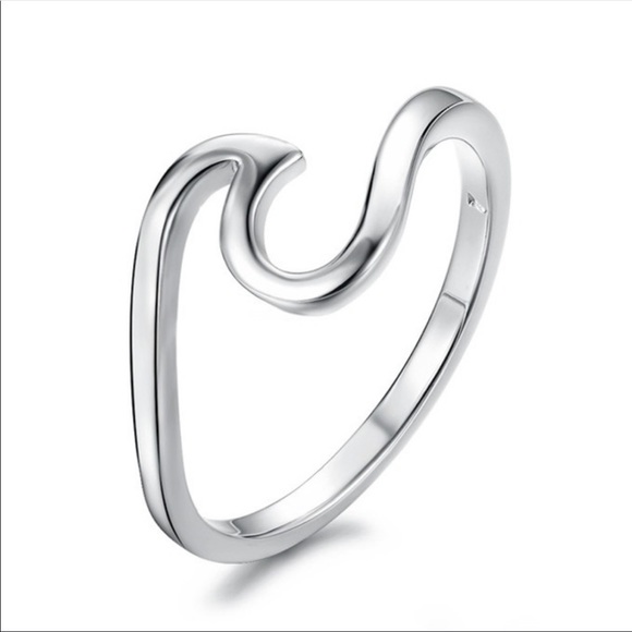 ✨Silver Dainty Wave Ring NEW - Picture 4 of 4
